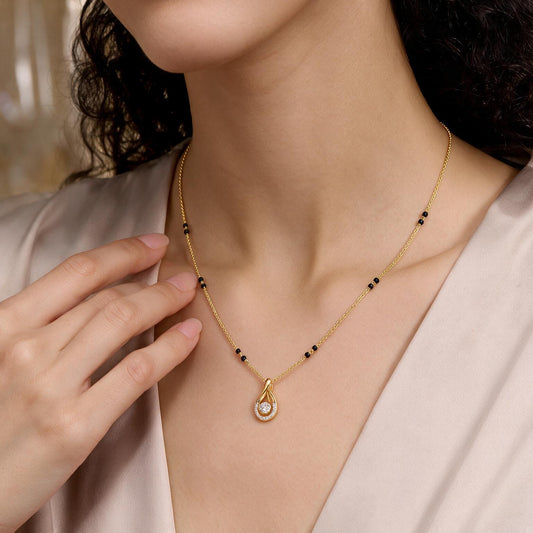 Open Teardrop Floating Cluster Mangalsutra
