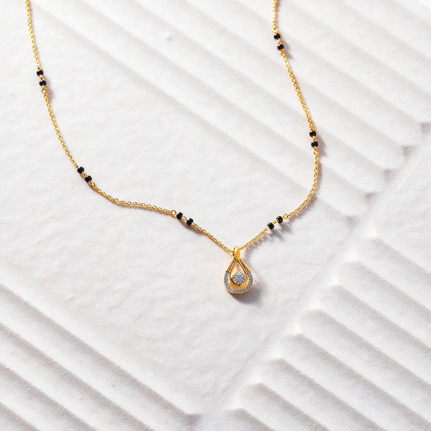 Open Teardrop Floating Cluster Mangalsutra
