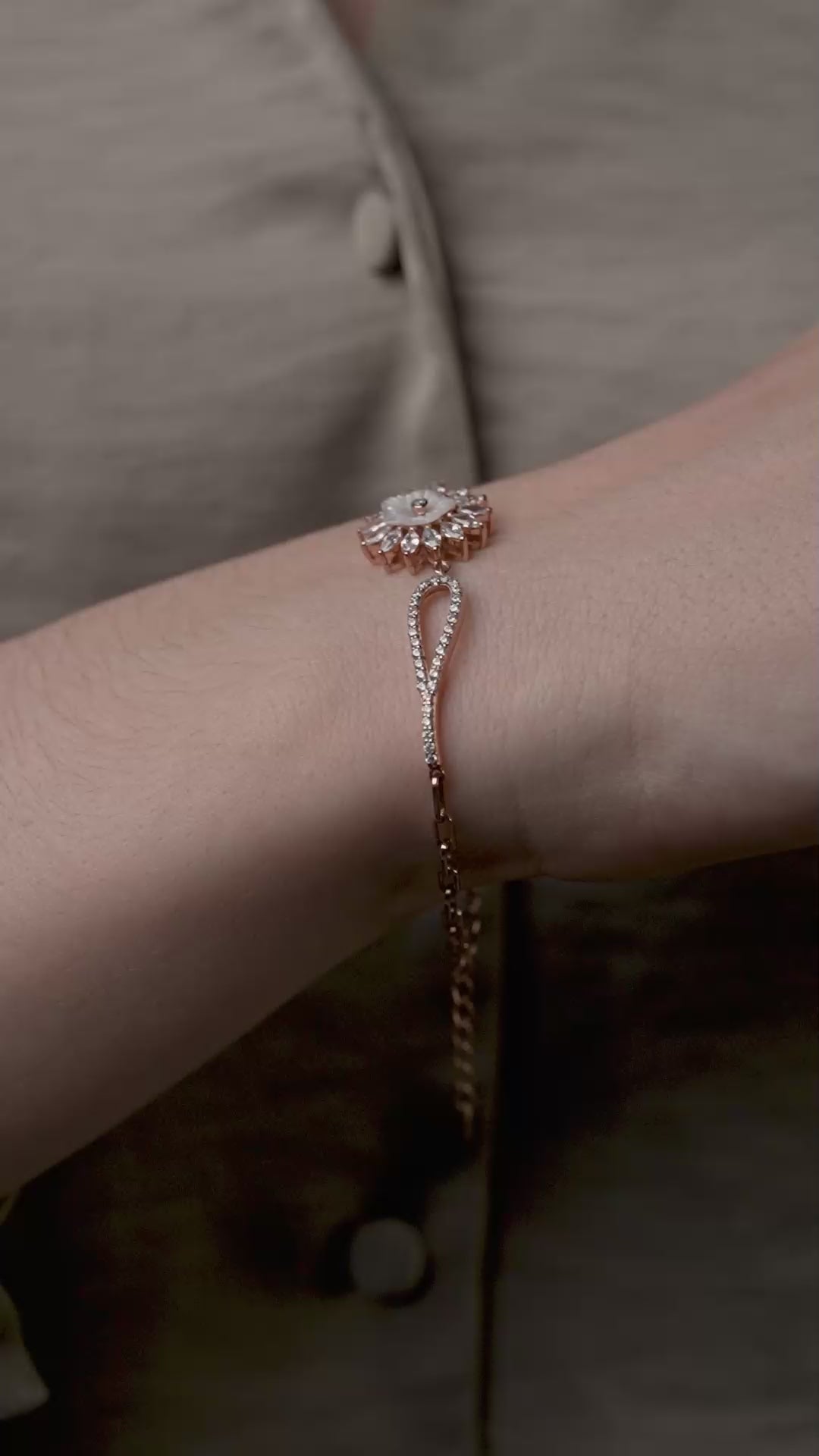 Flower Design Trendy Bracelet