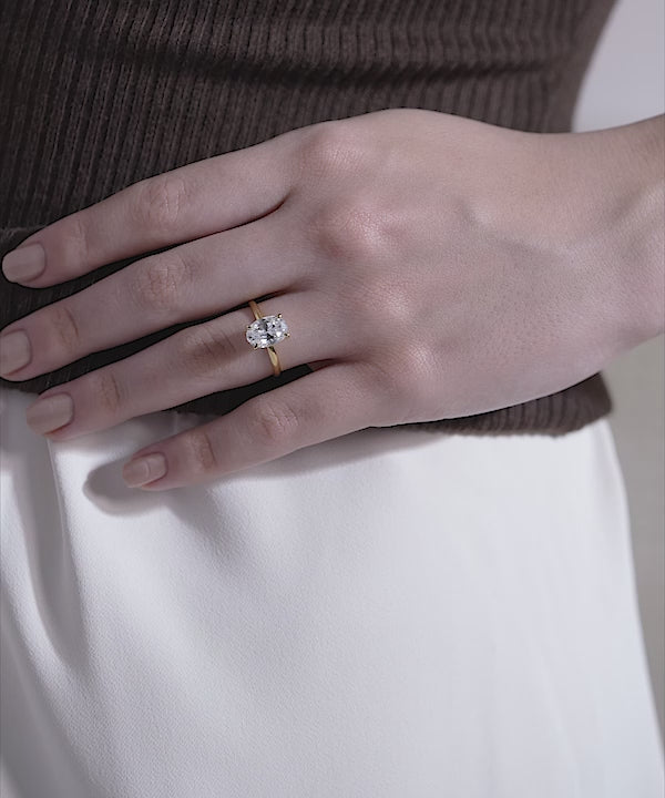 Aura Oval Diamond Ring