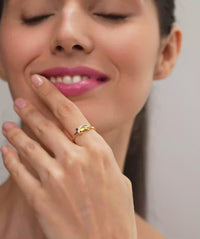 Mini Knot Pave Ring