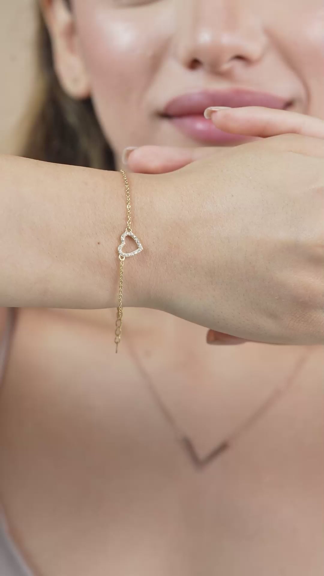 Sophisticated Heart Bracelet