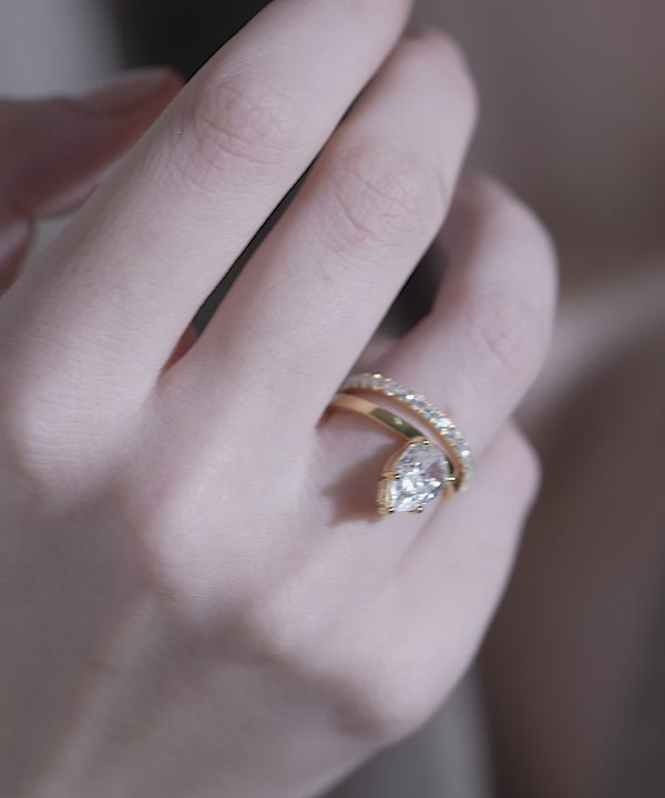 Eternal Grace Pear Diamond Ring Set