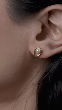 Open Teardrop Pearl Studs