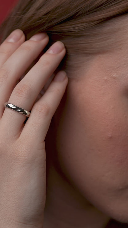 Elegant Twisted Silver Ring