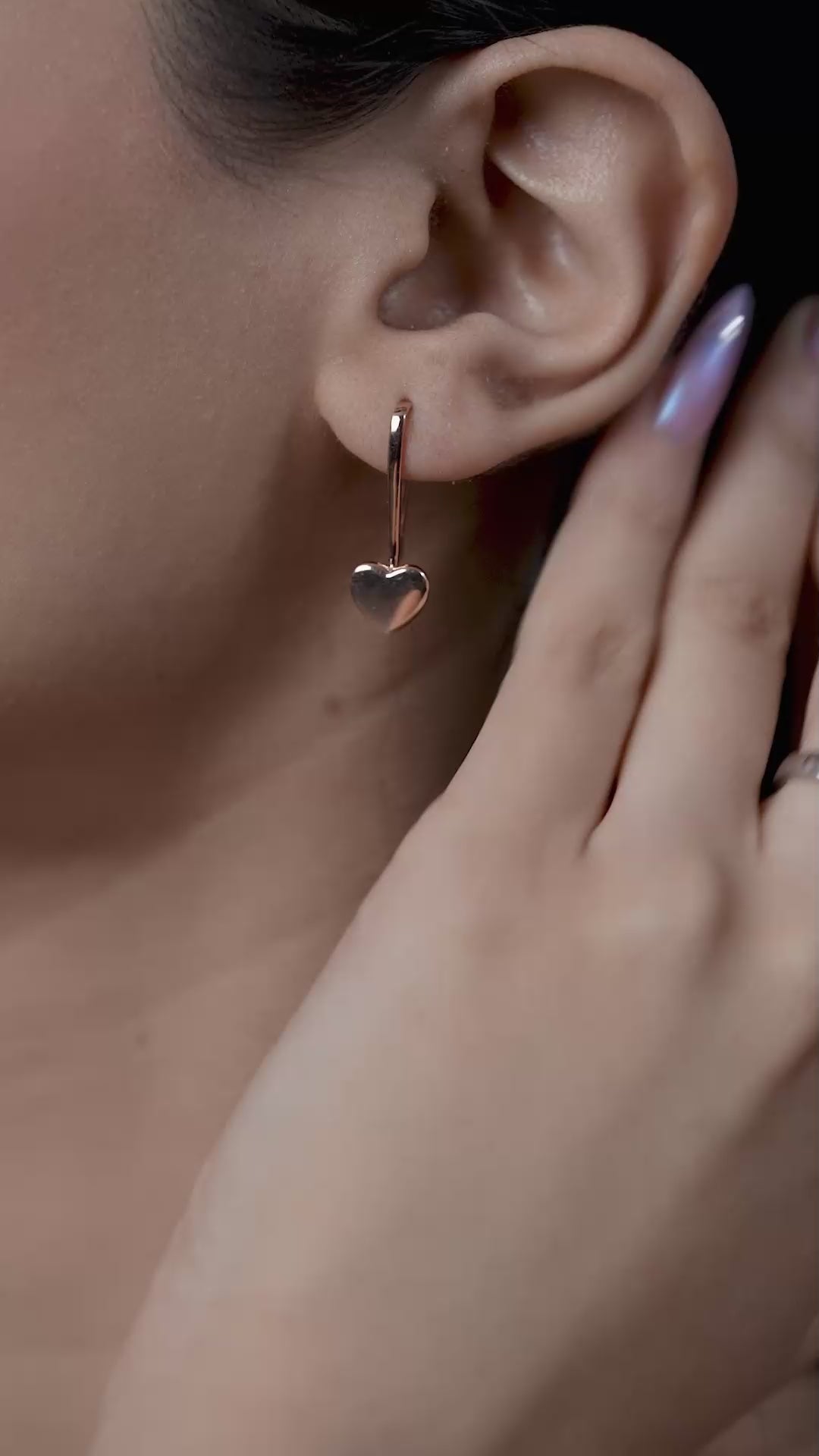 Heart-Shaped Dangle Earring