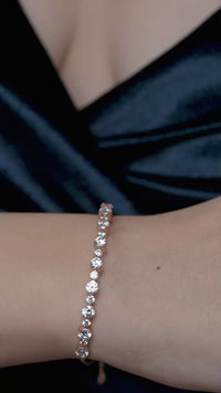 Graduated Round Tennis Bracelet