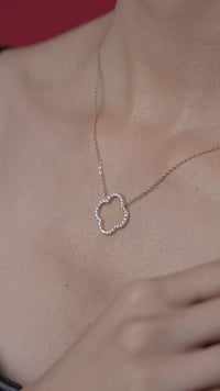 Open Clover Outline Necklace